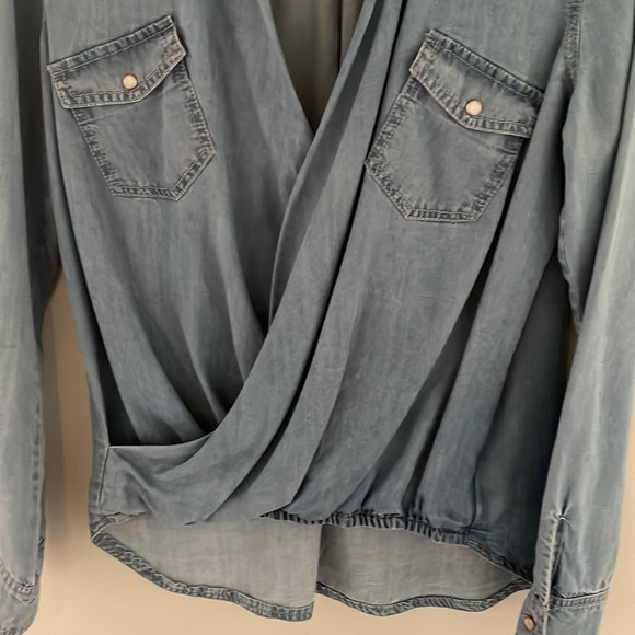 Gorgeous denim top with faux wrap detail - Picture 2 of 3